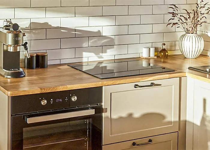 2 Bedroom Cozy In * トシェンサチ