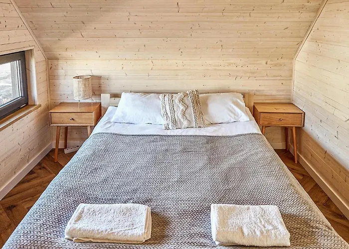 2 Bedroom Cozy In * トシェンサチ